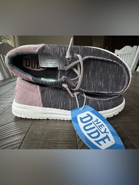 Hey Dude Wendy Funk Jersey Charcoal/Dusty Pink Loafer’s Women’s Size 5(NWT)